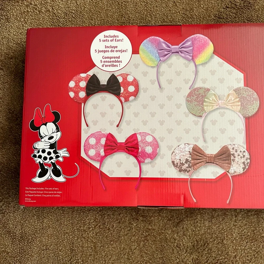Disney Minnie Mouse 5 piece Ear kit for Disneyland World vacation